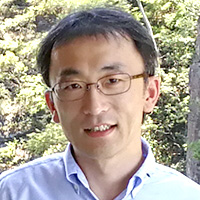 Associate Professor Yasuyuki Shiraishi