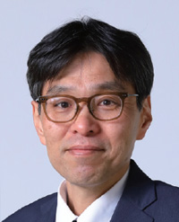 教授　荒川 元孝